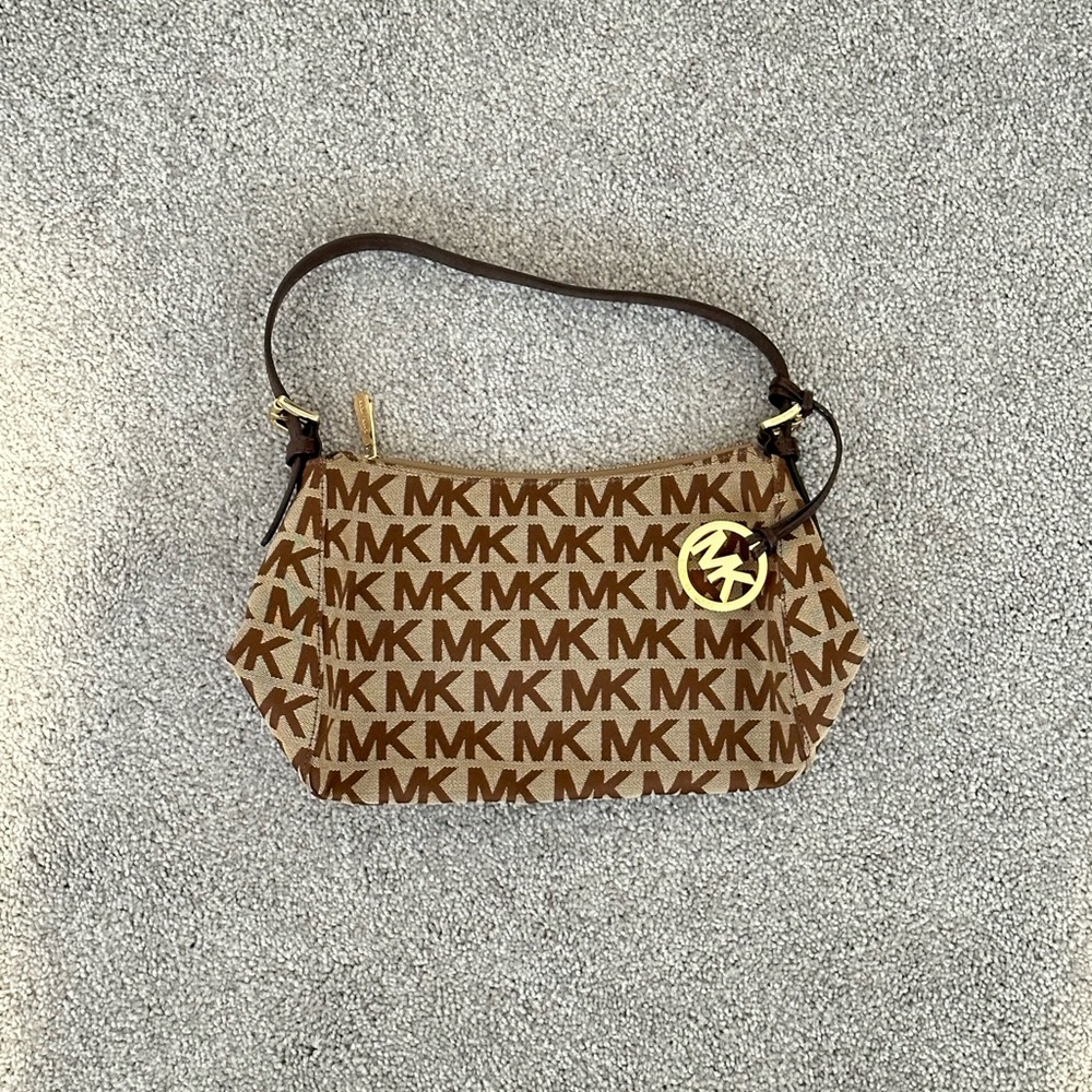 Michael Kors Baguette Bag
